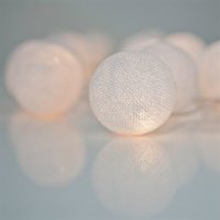 Lysslynge jul med baller kuler på nett i nettbutikk